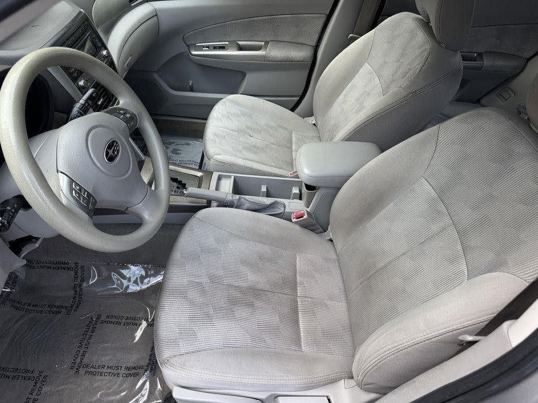 2009 Subaru Forester X Premium photo 8