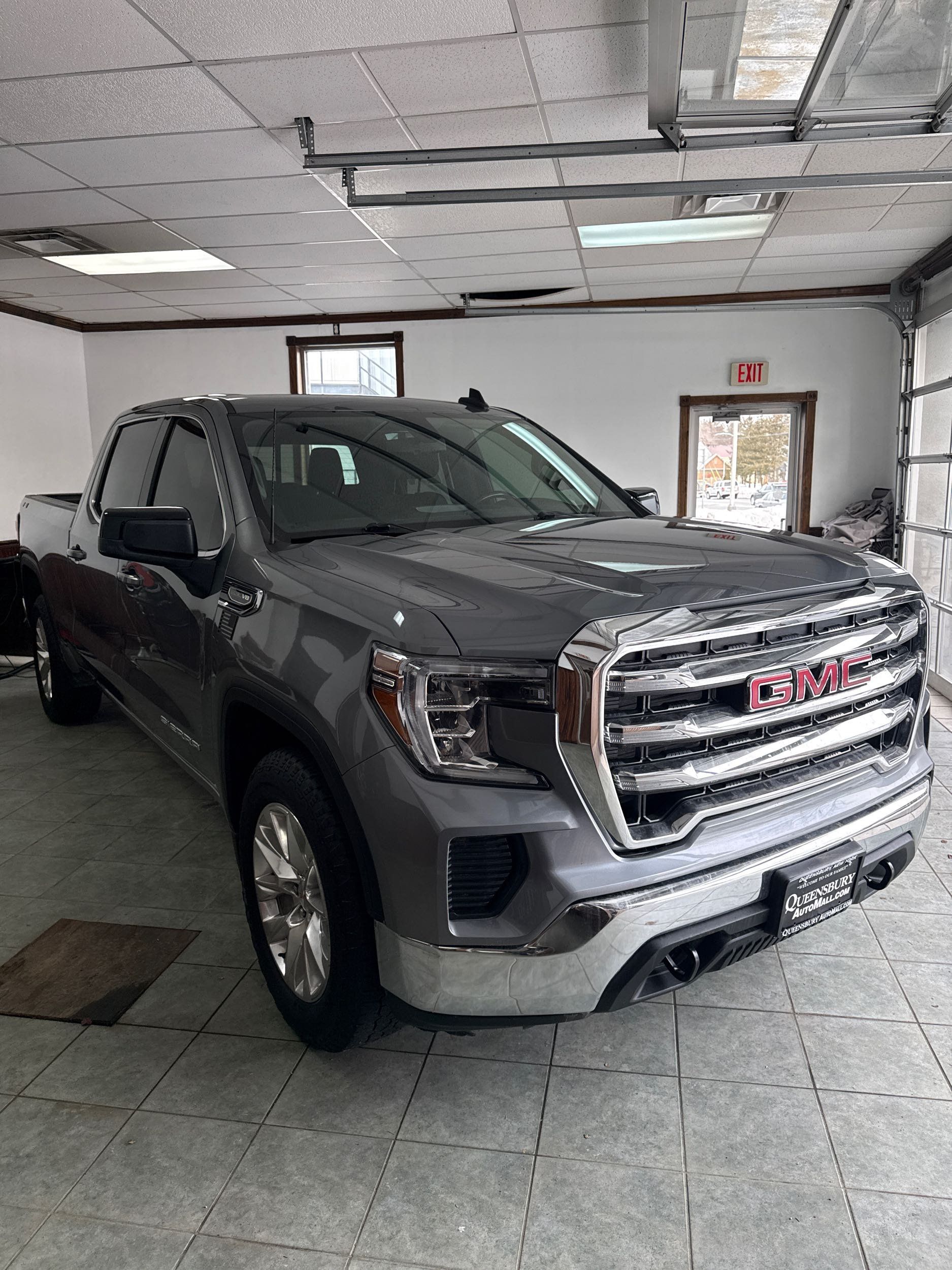 2019 GMC Sierra 1500 SLE's photo