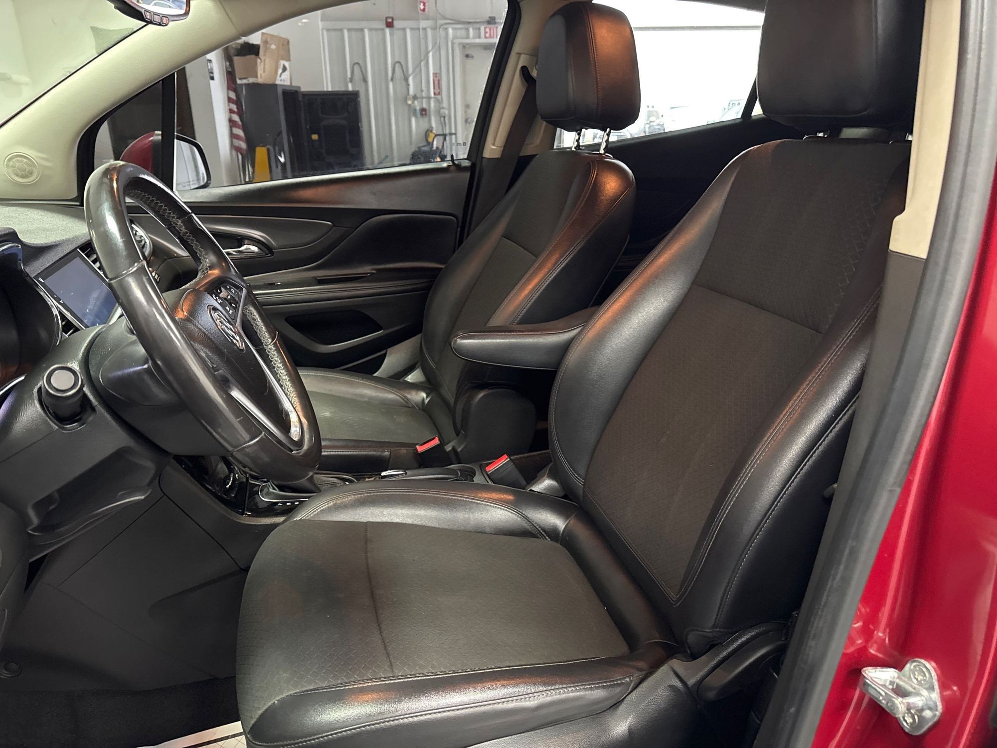 2019 Buick Encore Preferred photo 9