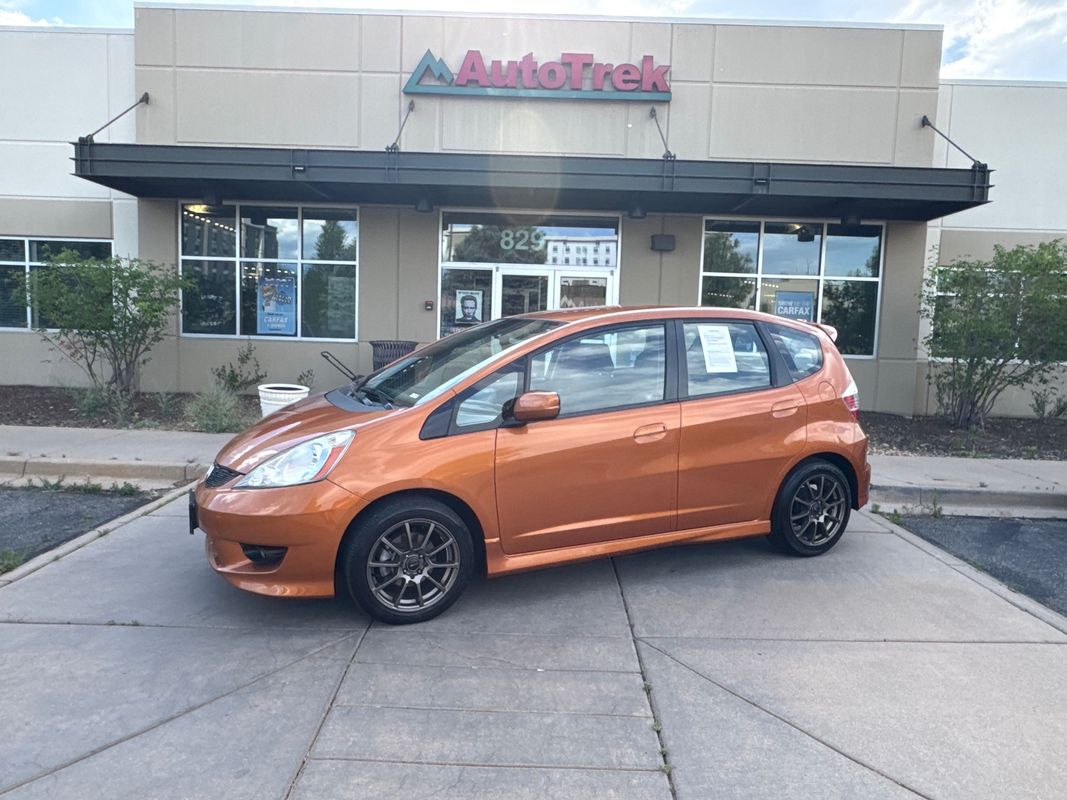 2011 Honda Fit Sport Hatchback Front-Wheel Drive 5-Speed Manual