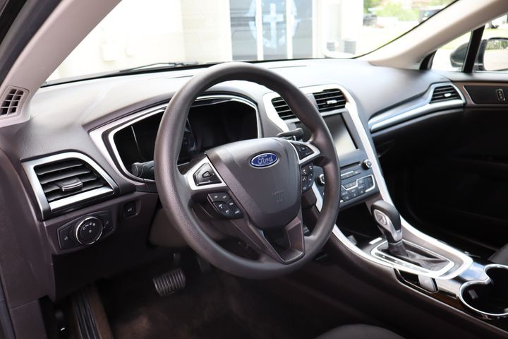 2016 Ford Fusion Hybrid SE | Victory Motors of Colorado