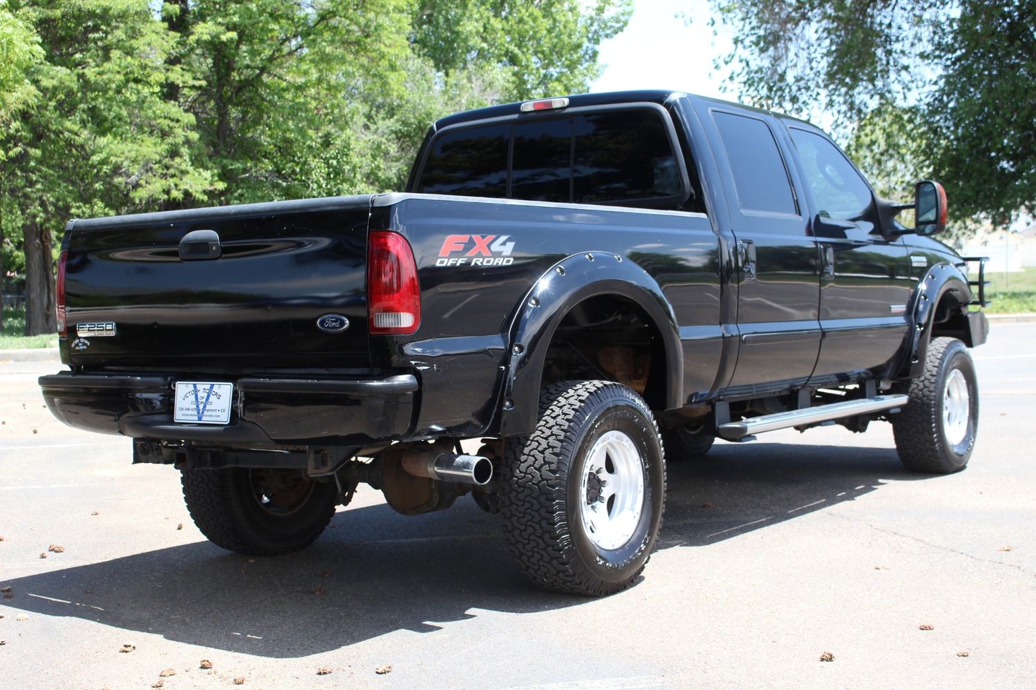 2007 Ford F-250 Super Duty XLT | Victory Motors of Colorado