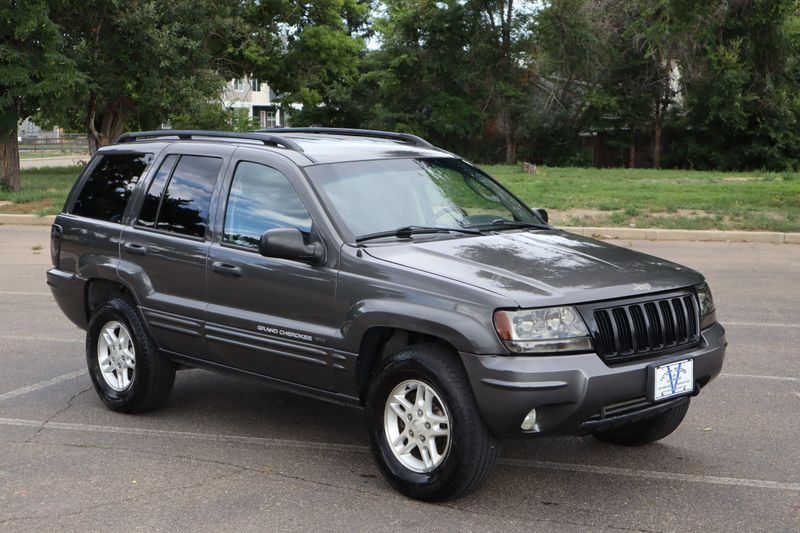 2004 Jeep Grand Cherokee Photos