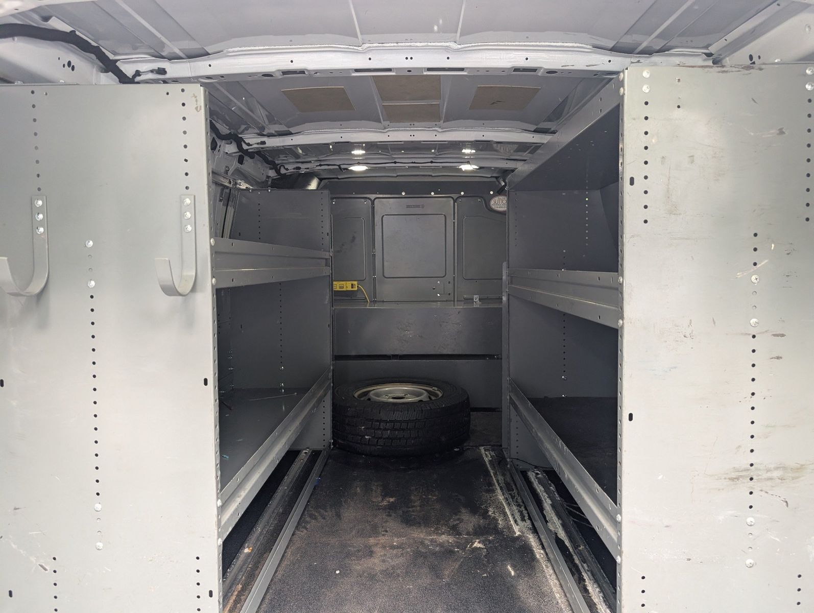 2018 Ford Transit-250 15