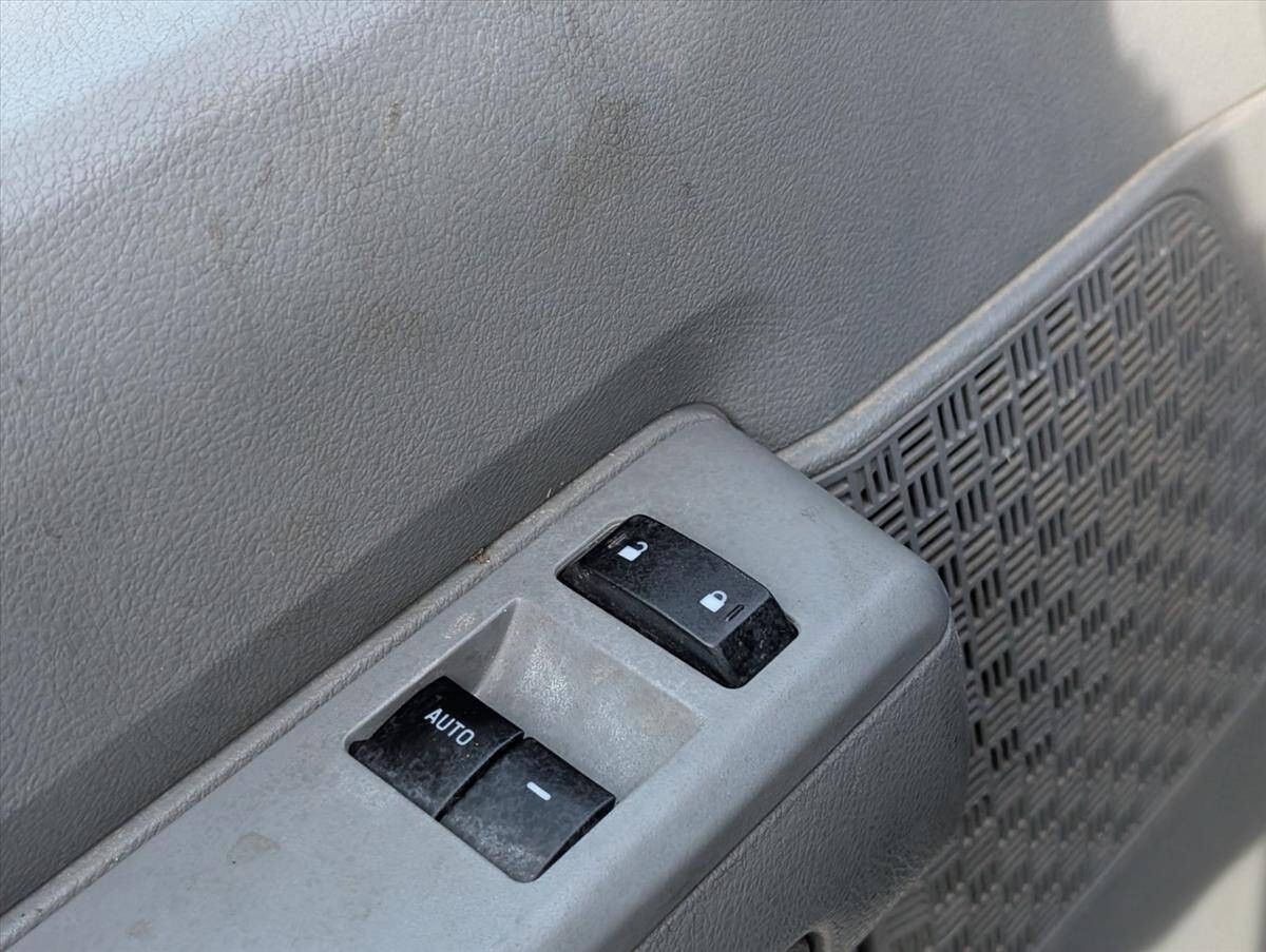 2017 Ford E-Series 58