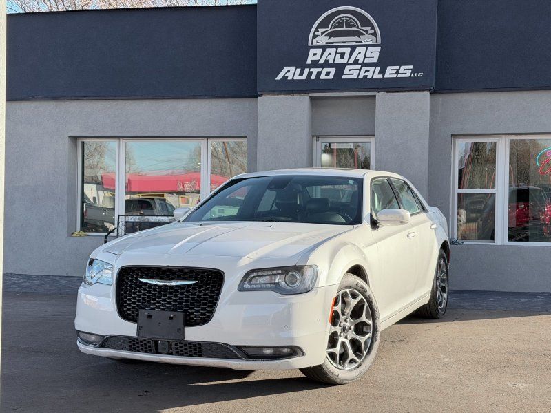 2016 Chrysler 300 S