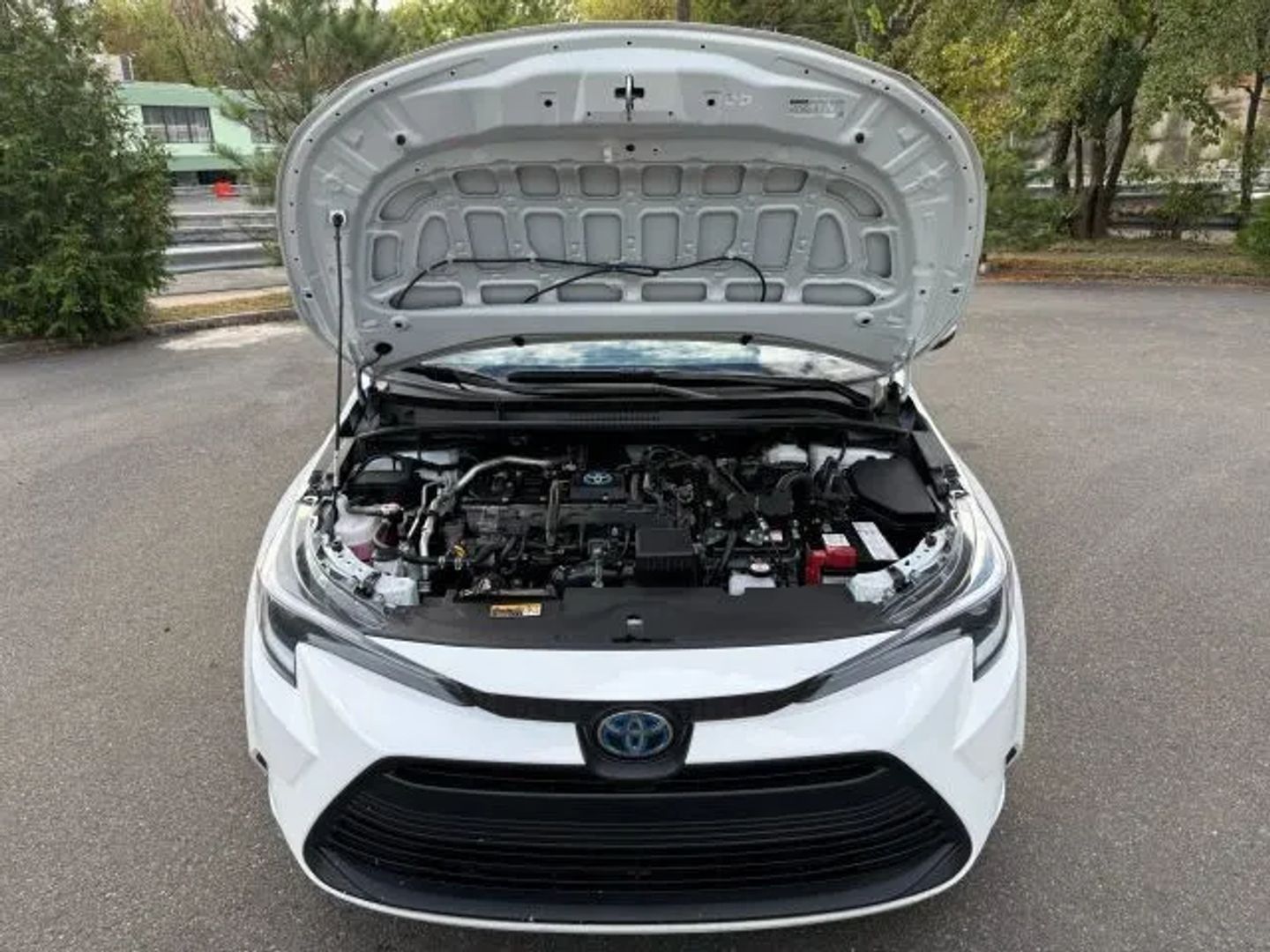 2023 Toyota Corolla LE - Photo 30