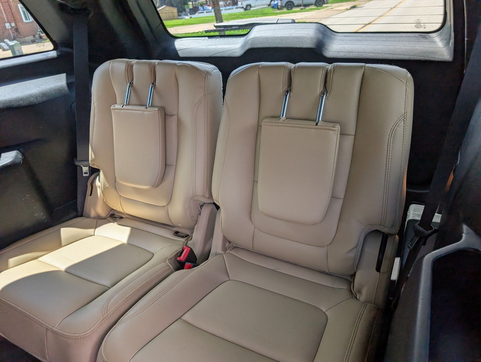 2017 Ford Explorer 65