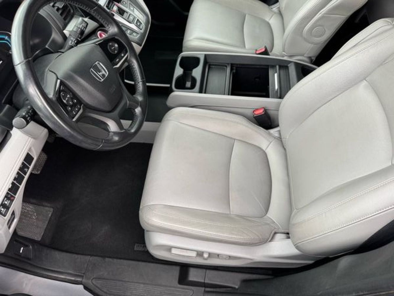 2020 Honda Odyssey EX-L photo 9