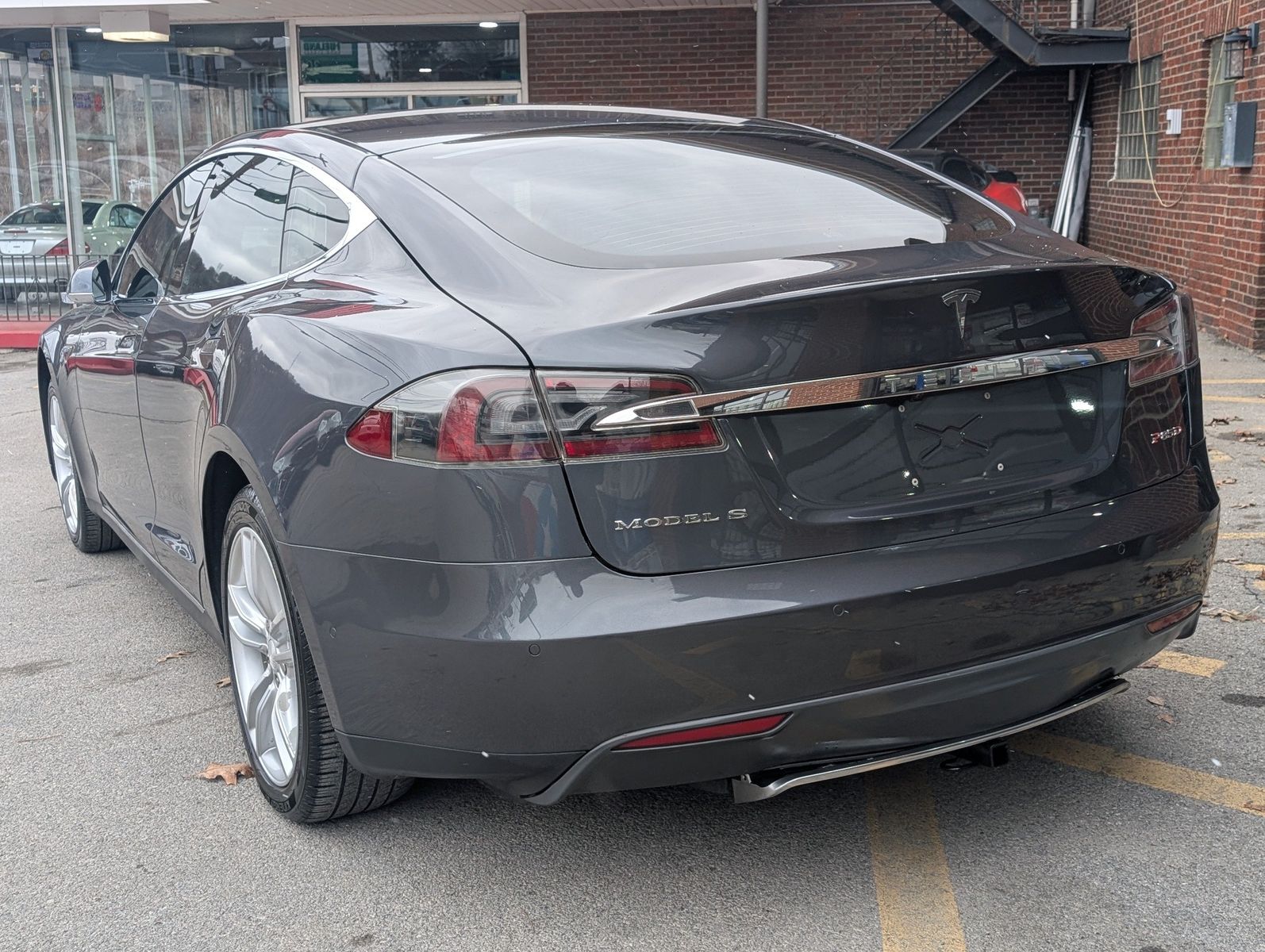 2014 Tesla Model S 11