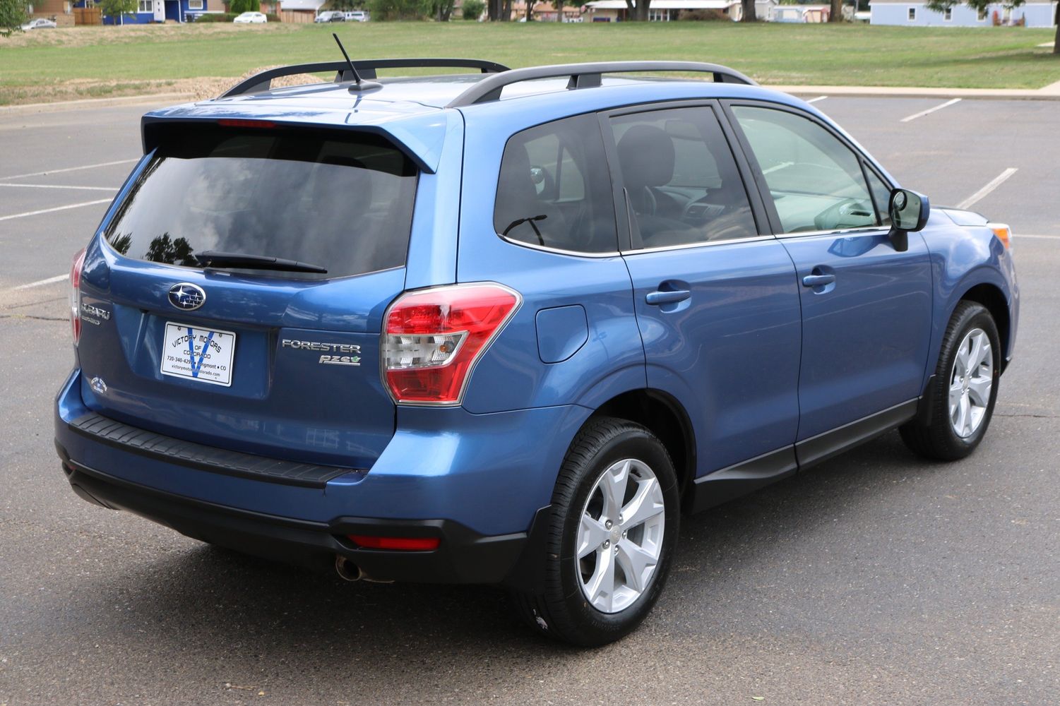 IS A 2015 SUBARU FORESTER 2 5 I LIMITED A GOOD CAR visual data 7