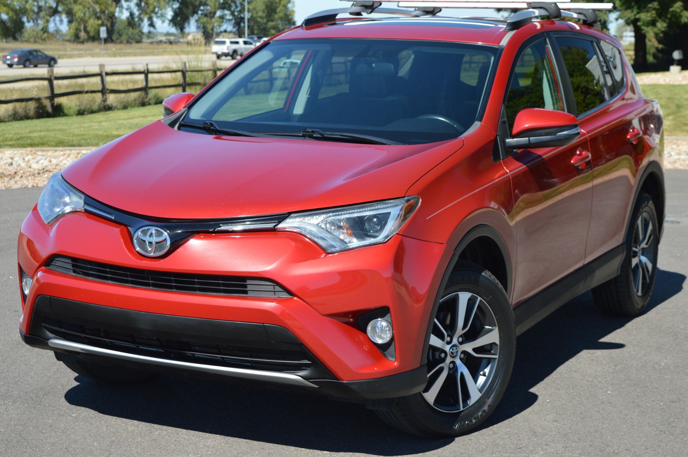 2016 Toyota RAV4 XLE photo 45