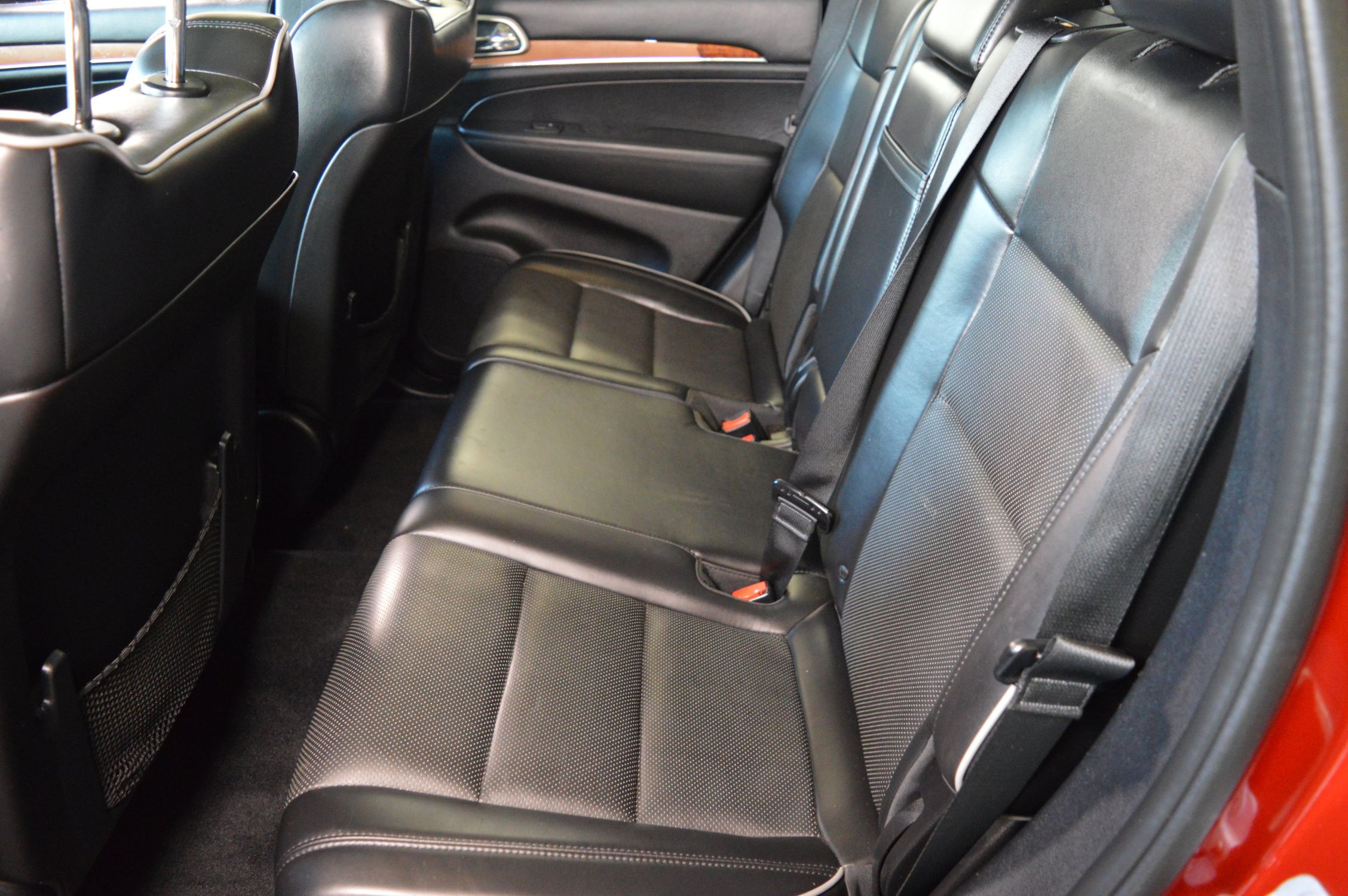 2011 Jeep Grand Cherokee Overland photo 31