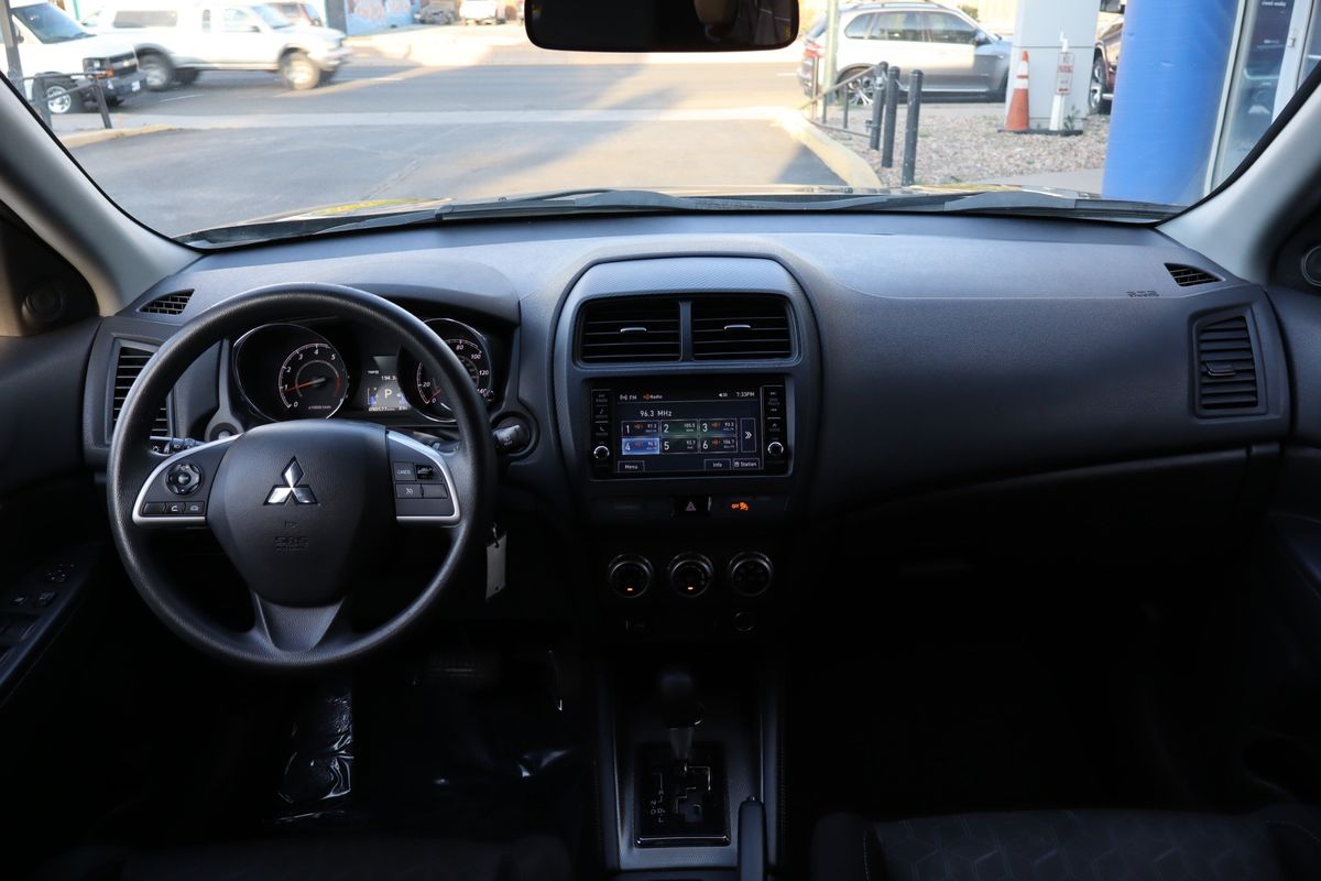 2020 Mitsubishi Outlander Sport SE