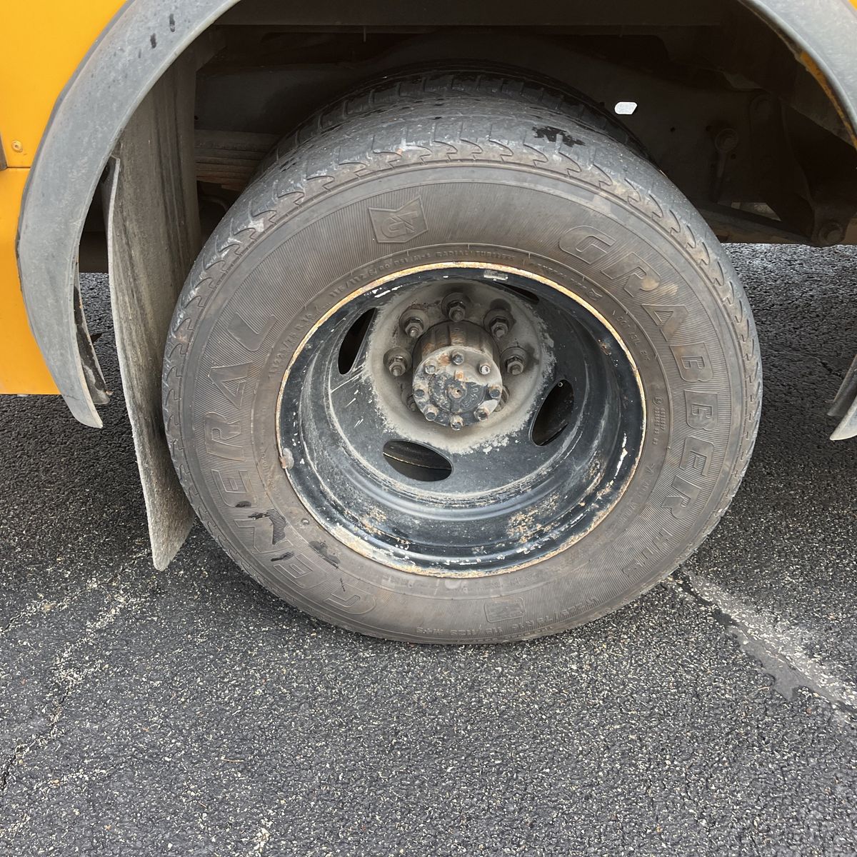 2016 Ford E-Series 37