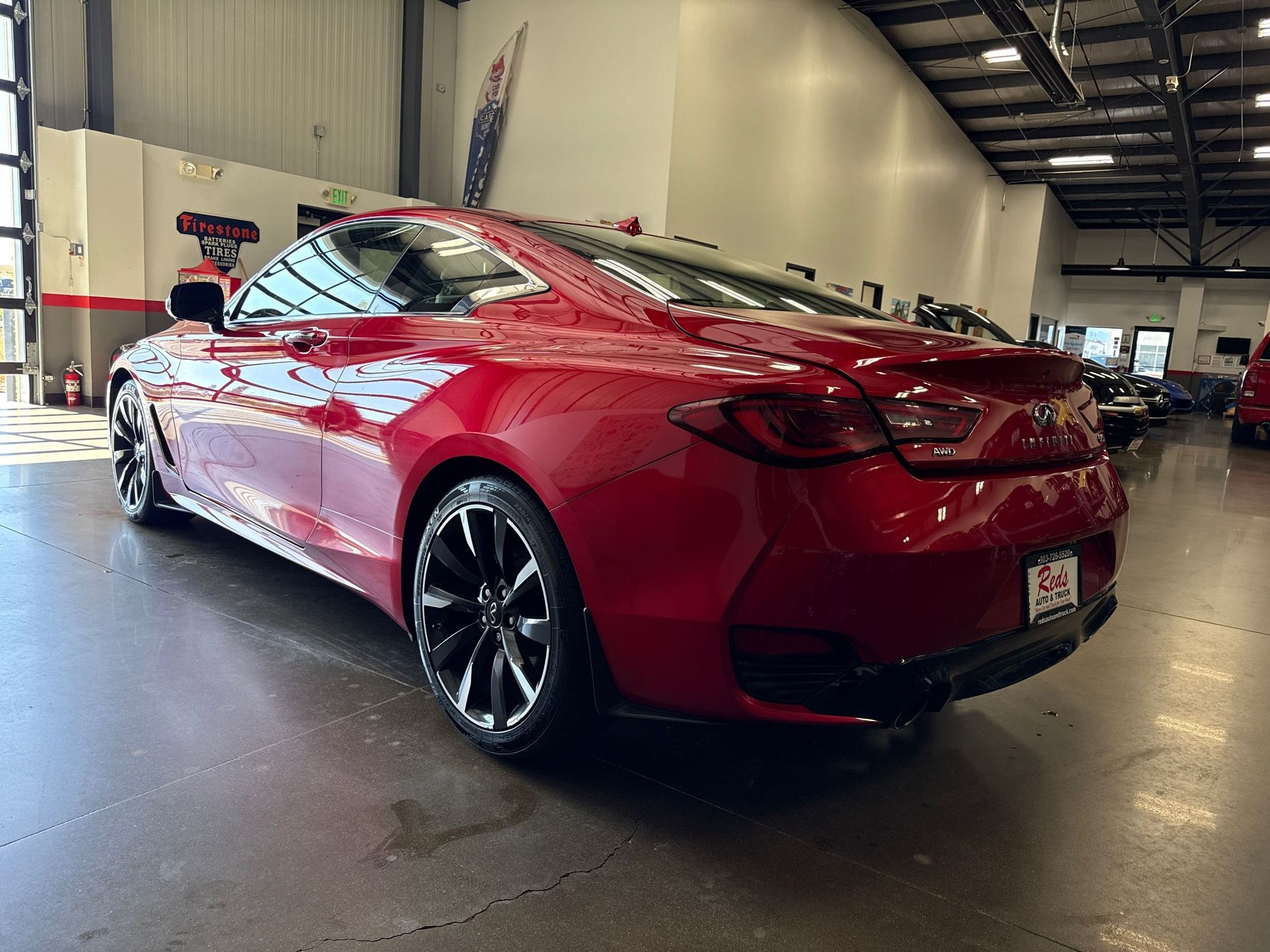 2022 Infiniti Q60 Luxe photo 2