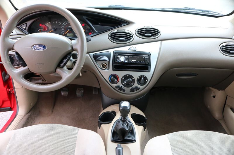 2002 Ford Focus ZX5 | Victory Motors of Colorado