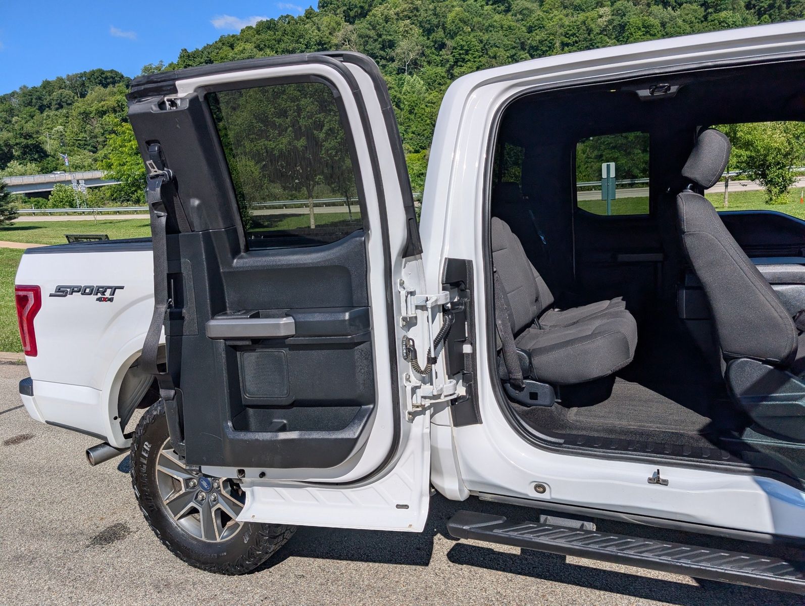 2015 Ford F-150 81