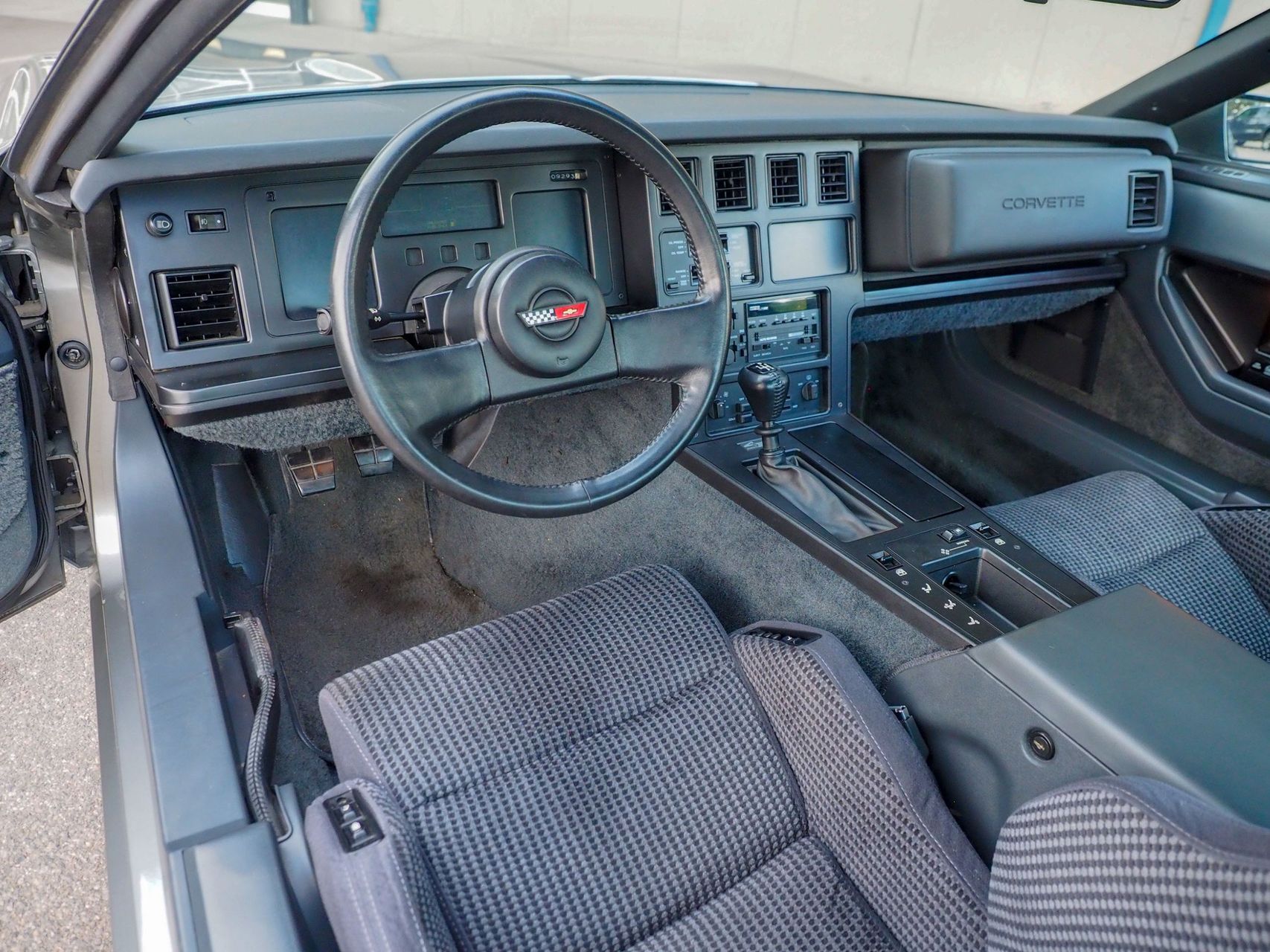 1985 Chevrolet Corvette 45