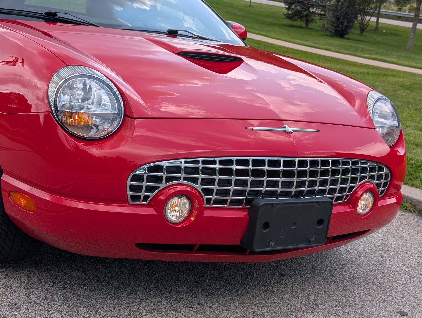 2002 Ford Thunderbird 26