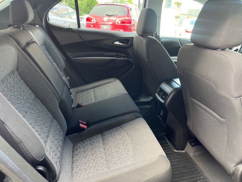 2022 Chevrolet Equinox LT photo 13