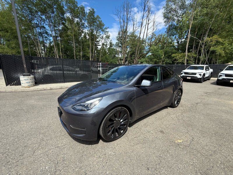 Silver 2022 Tesla Model Y SUV / Crossover All-Wheel Drive Automatic