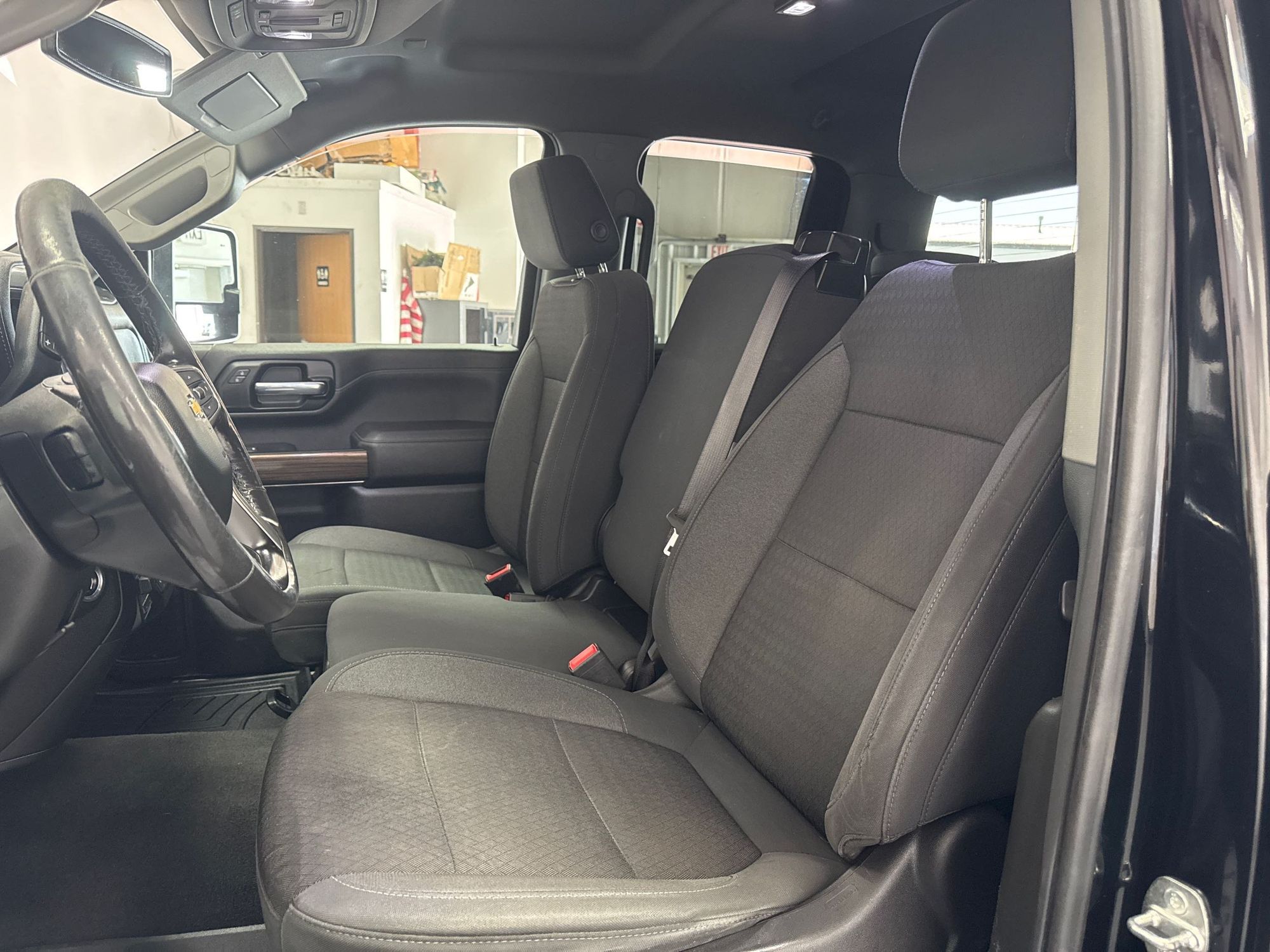 2022 Chevrolet Silverado 2500HD LT photo 7