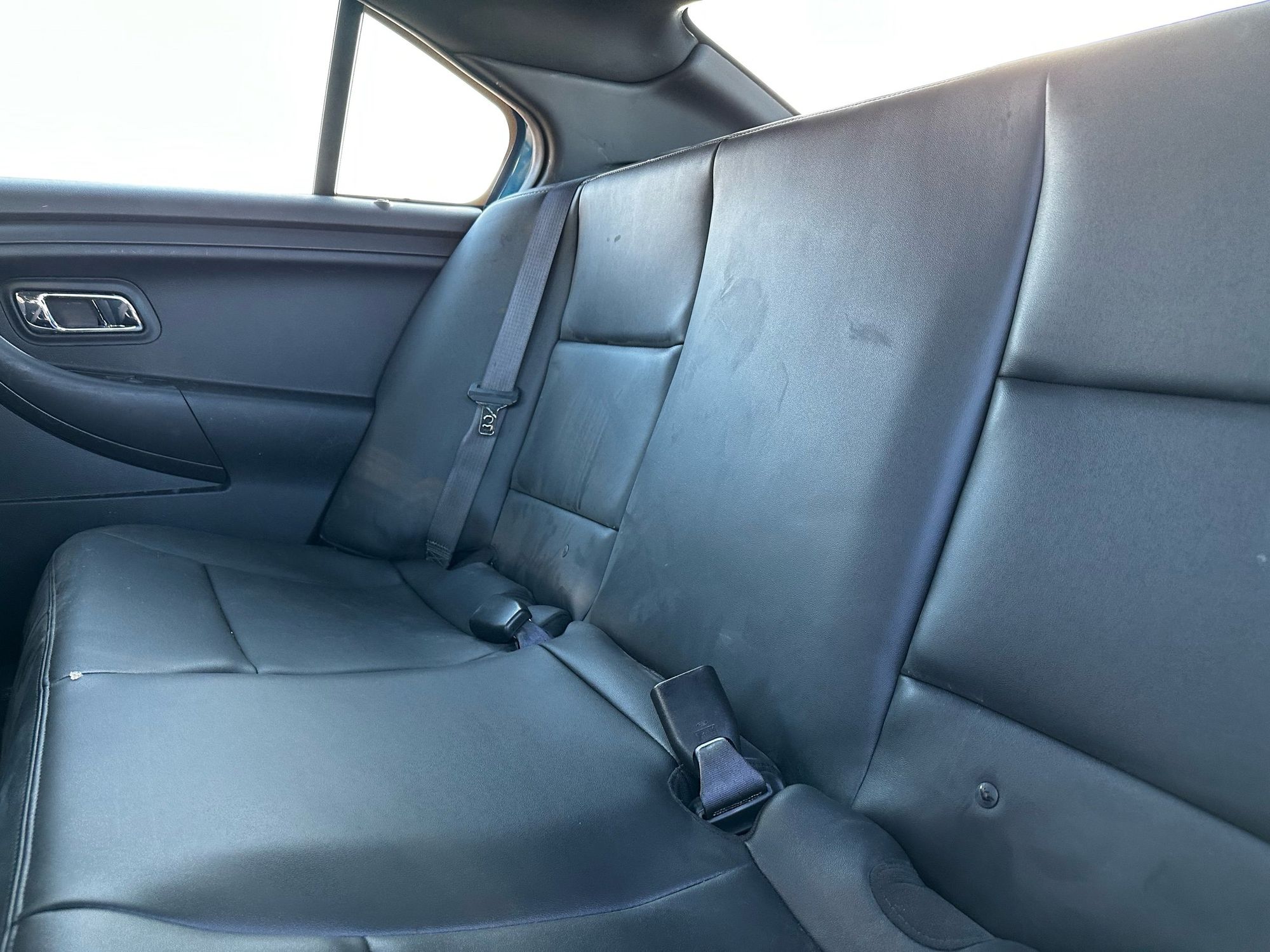 2013 Ford Taurus photo 27