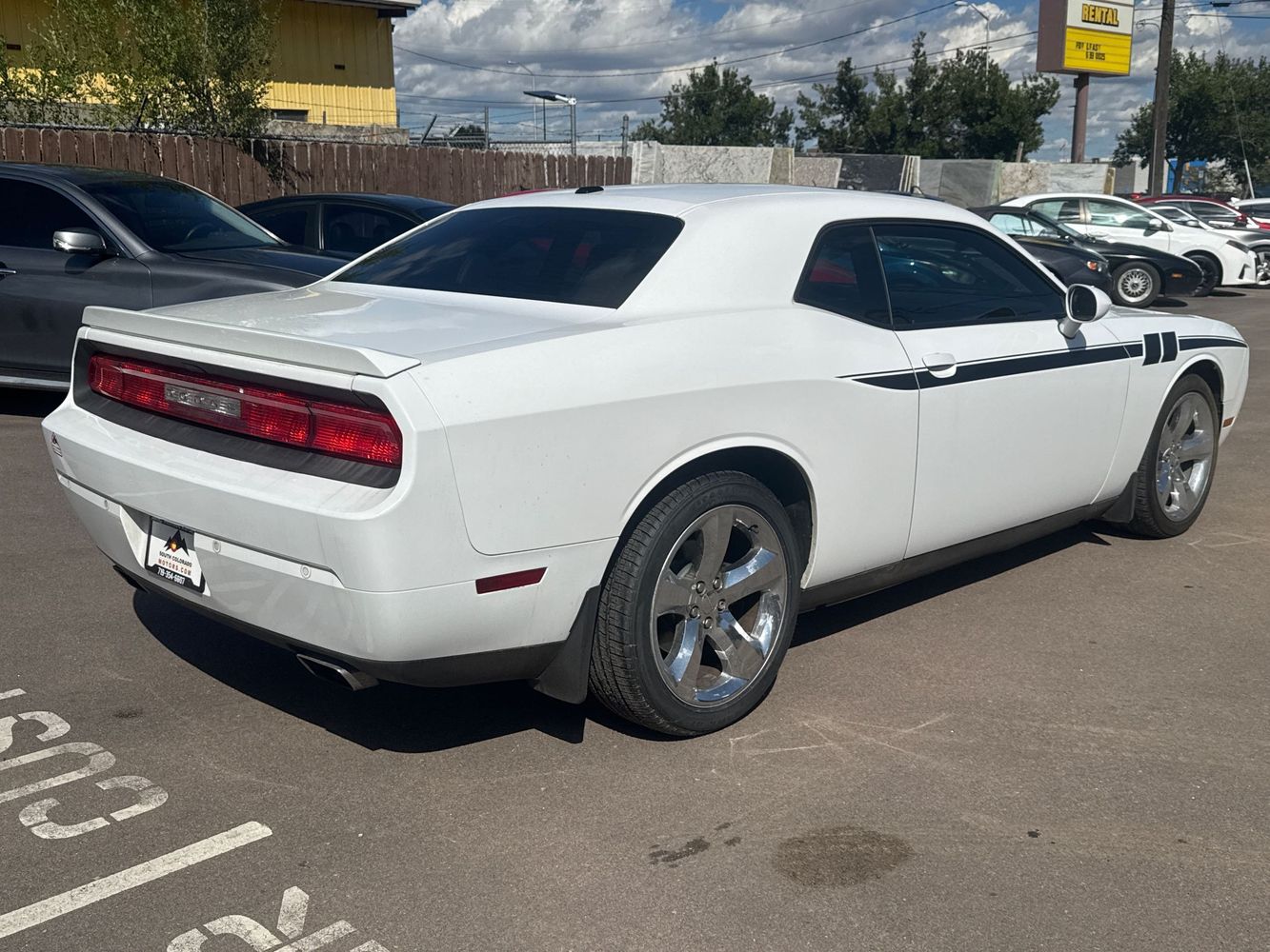 2013 Dodge Challenger R/T Plus photo 5