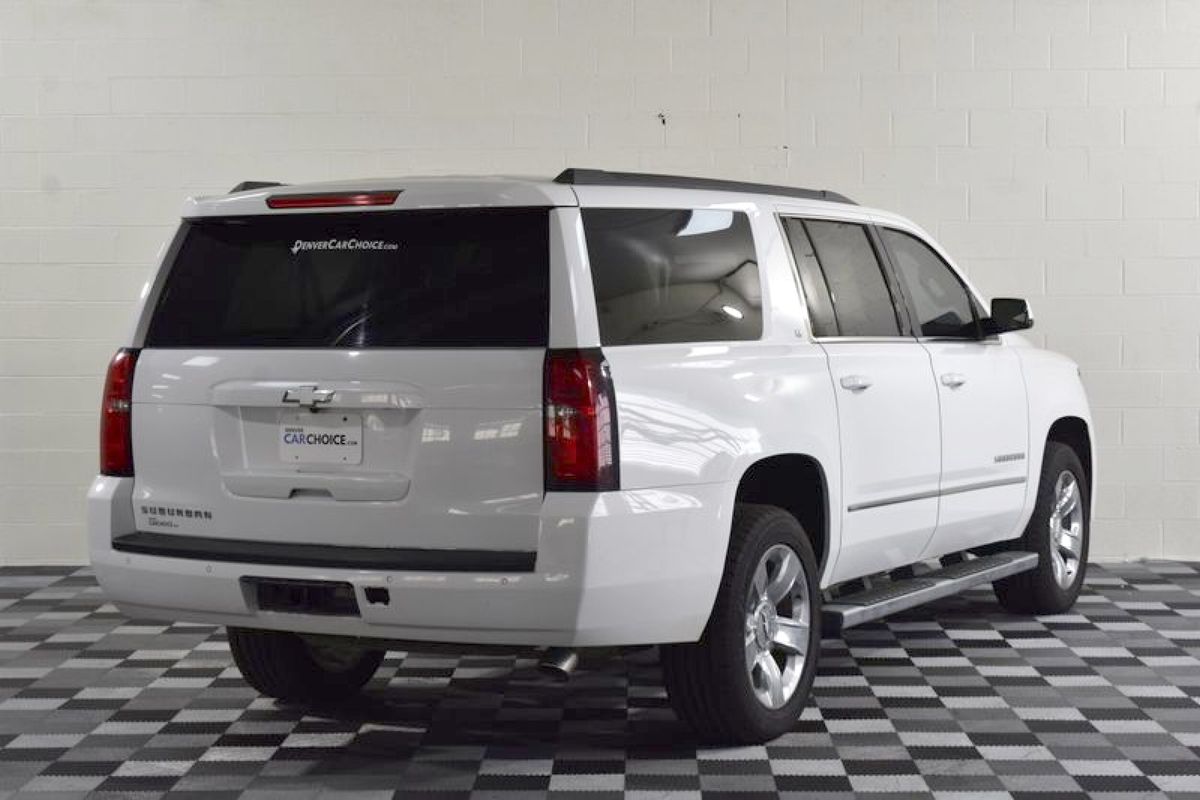 2017 Chevrolet Suburban LT