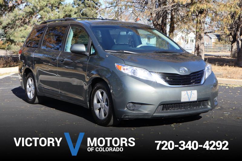 2014 toyota hot sale sienna l