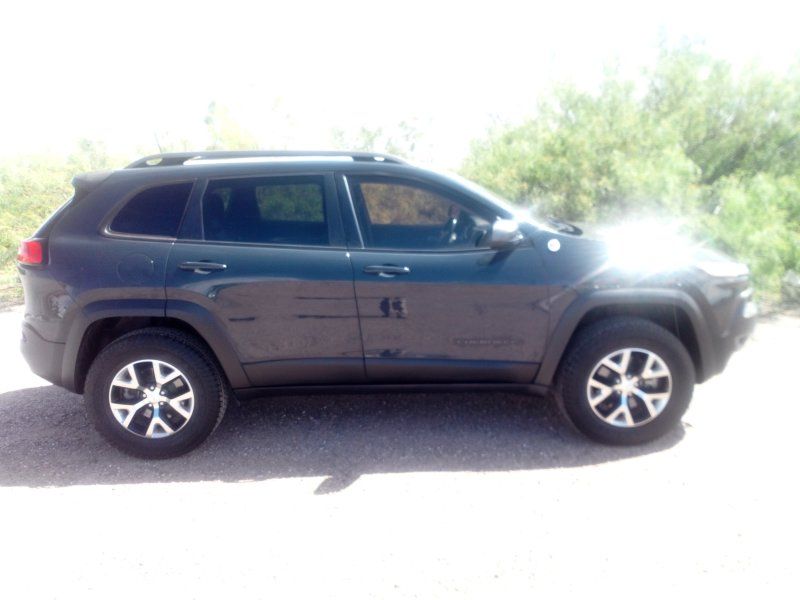 2017 Jeep Cherokee Trailhawk - Photo 8