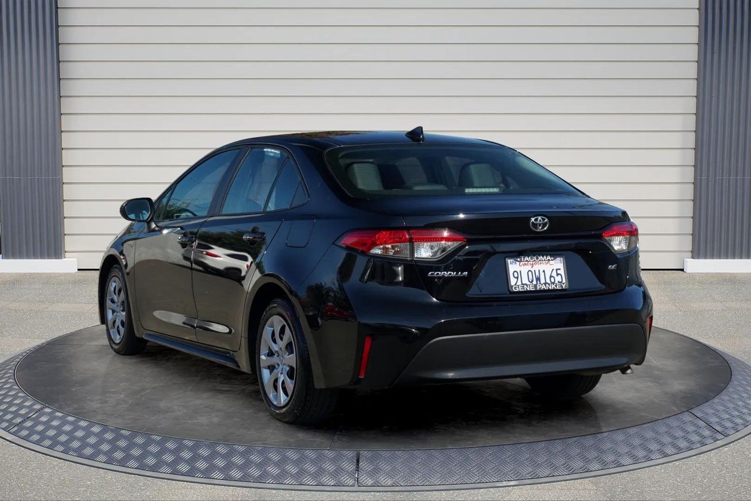2024 Toyota Corolla LE photo 5