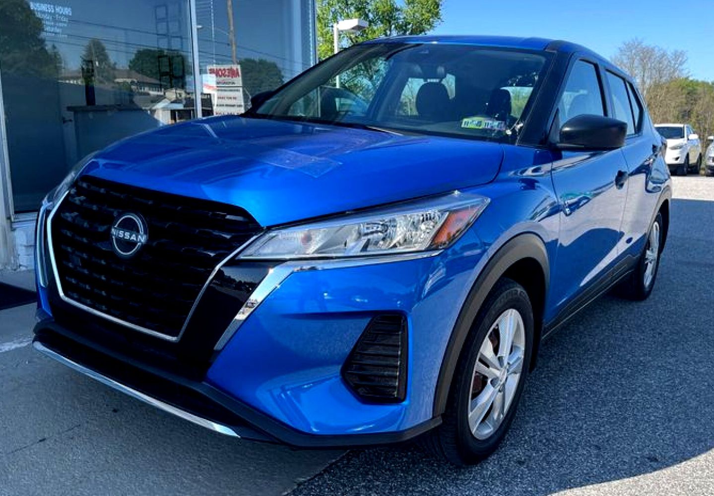 2023 Nissan Kicks 1.6 S's photo