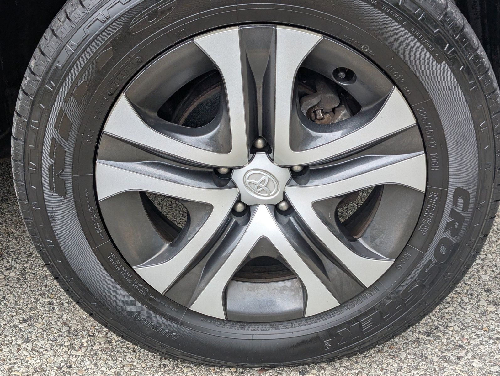 2017 Toyota RAV4 17