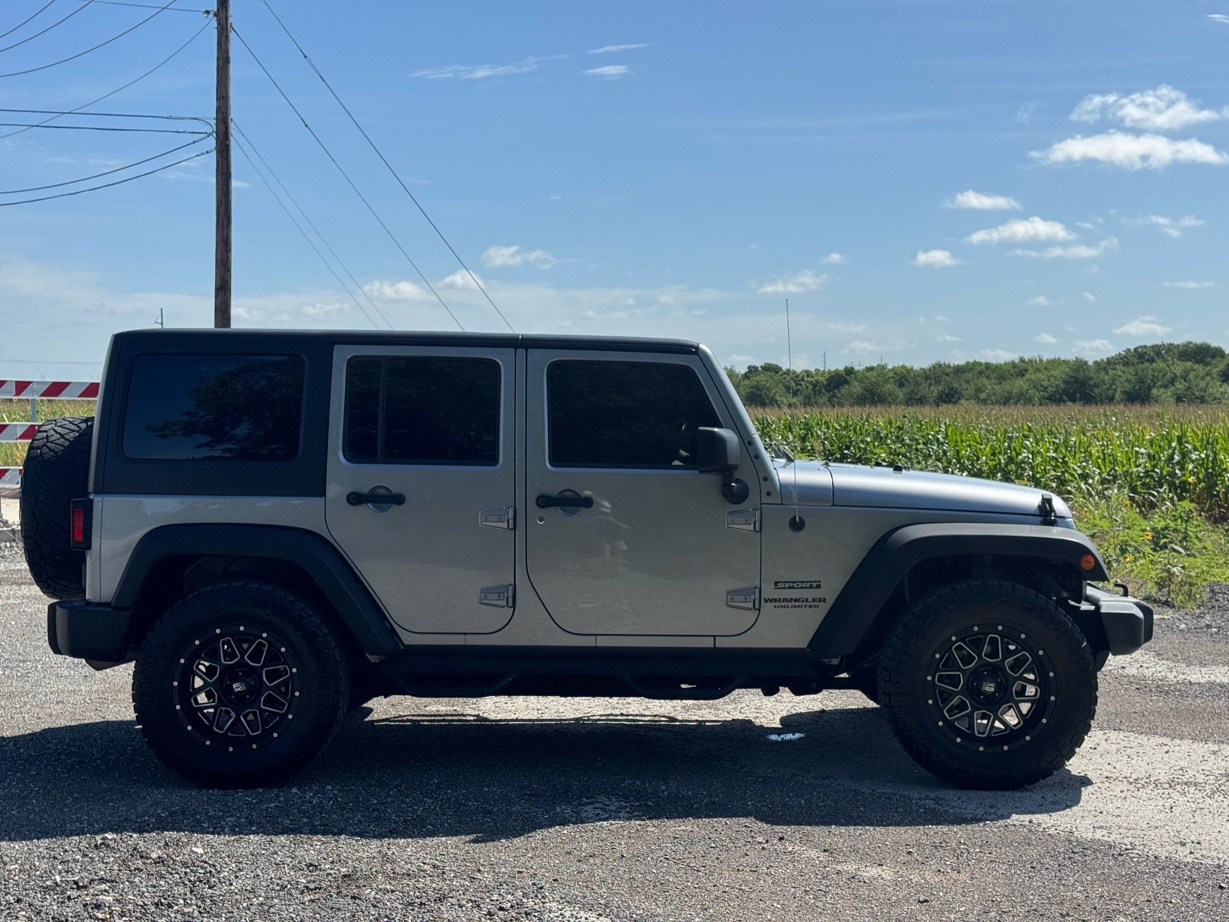 2016 Jeep Wrangler Unlimited Sport S - Photo 11