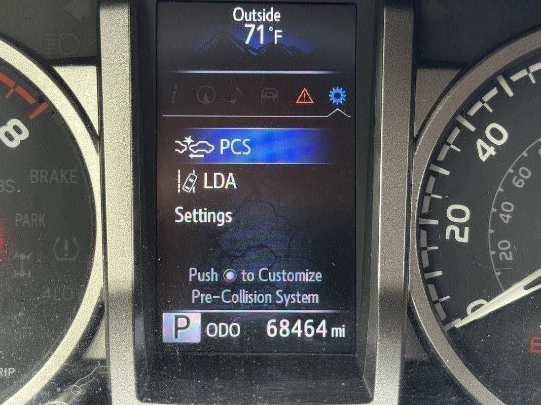 2022 Toyota Tacoma SR5 V6 photo 19