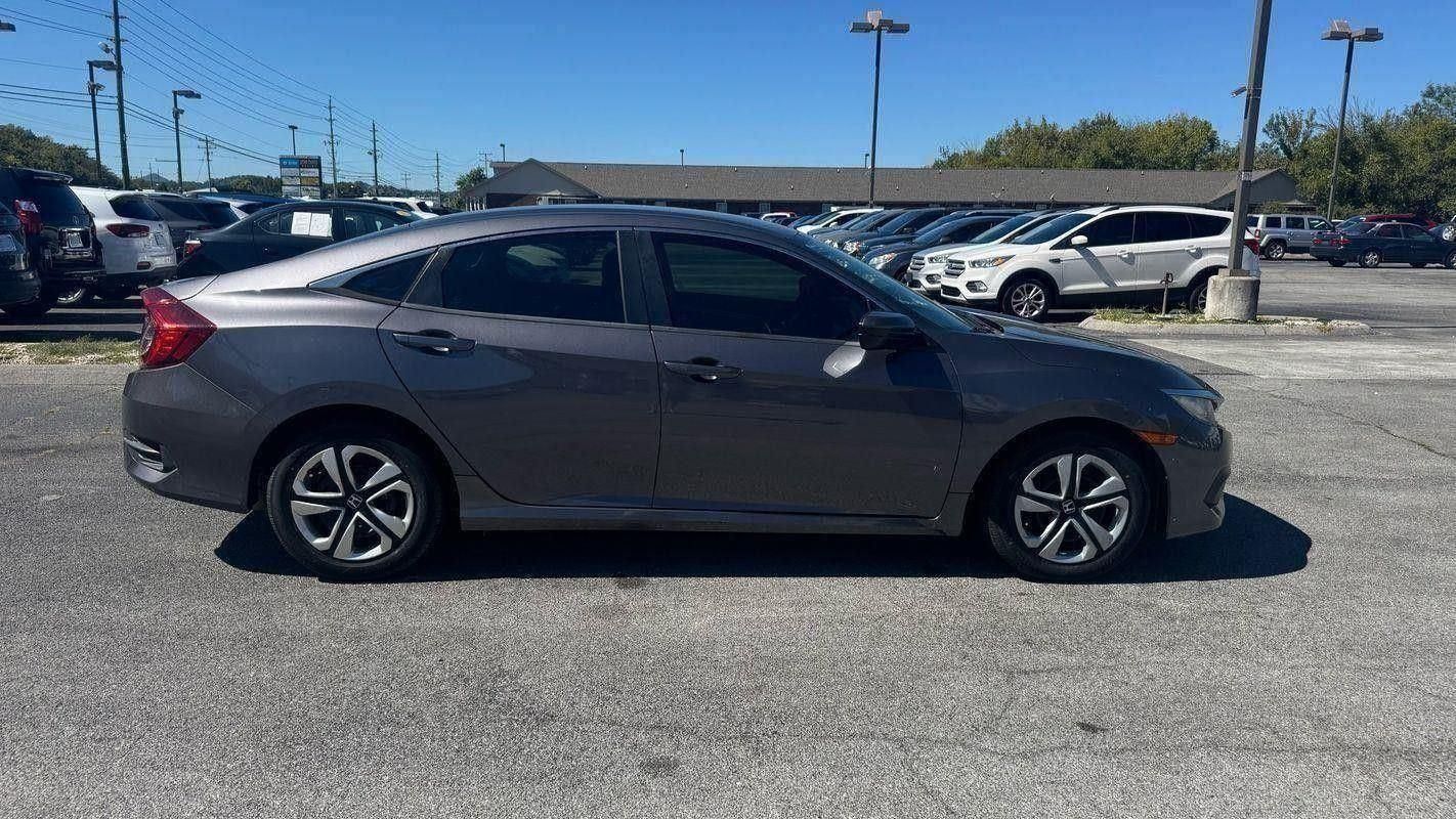 2017 Honda Civic LX photo 5