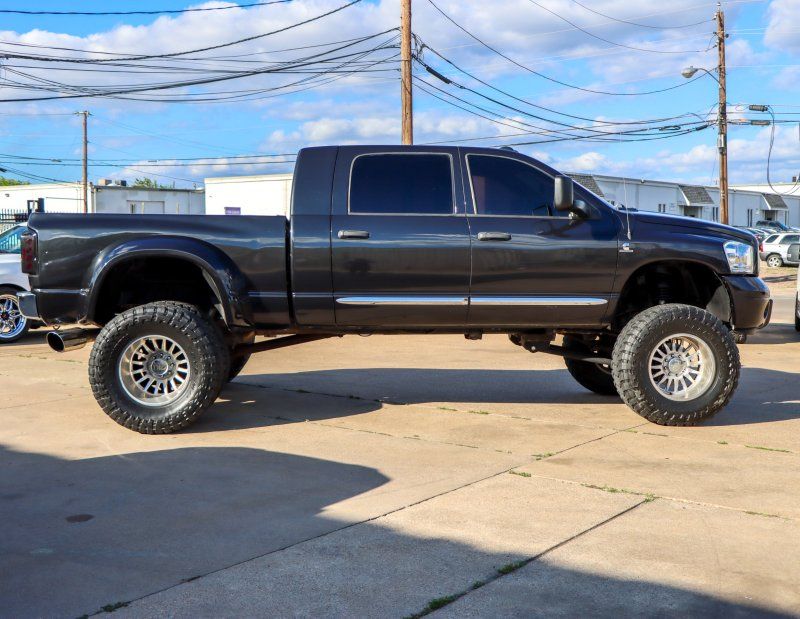 2007 Dodge Ram 3500 Pickup Laramie - Photo 8