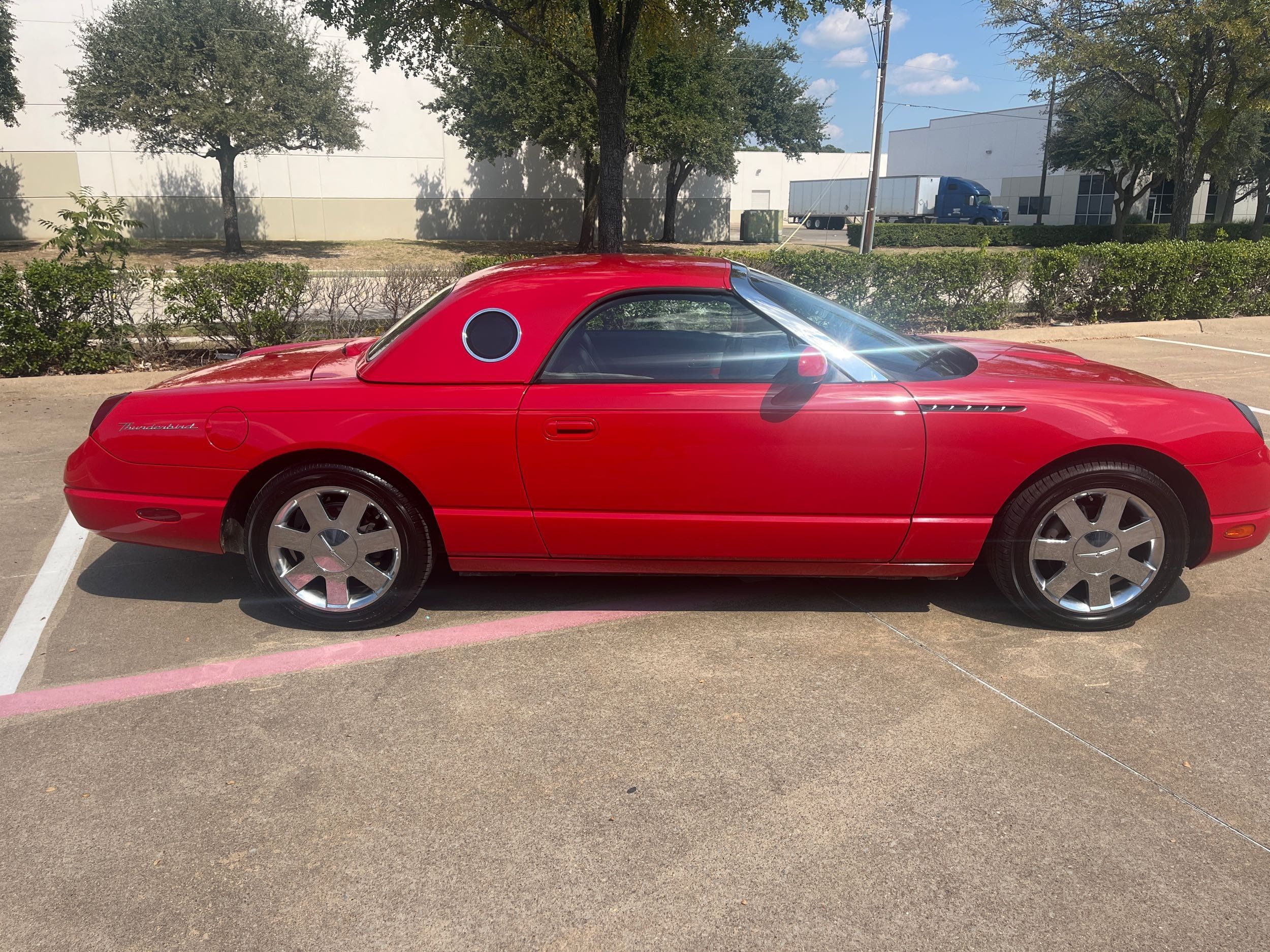 2002 Ford Thunderbird Base photo 12