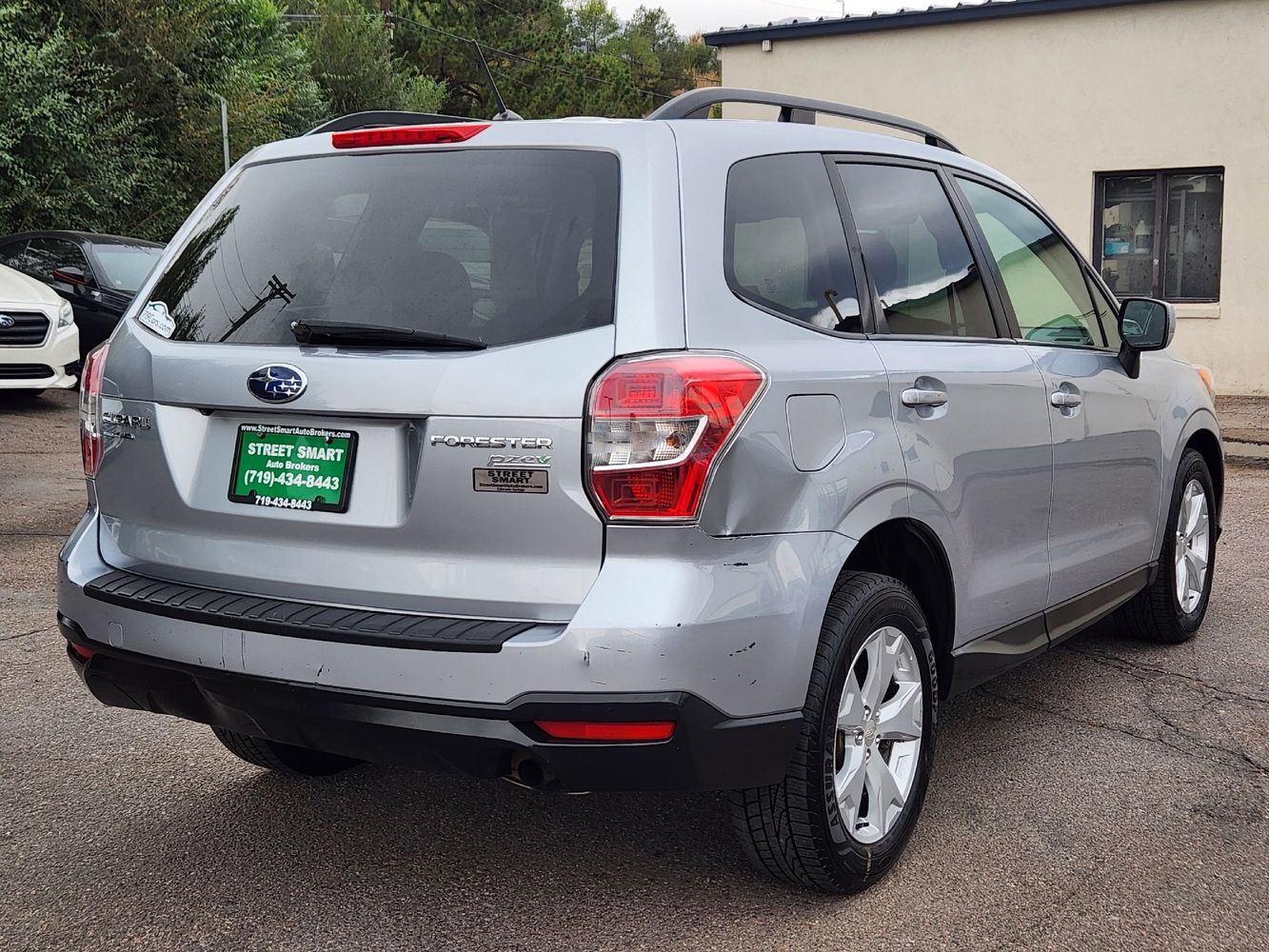 2015 Subaru Forester 2.5i Premium photo 3