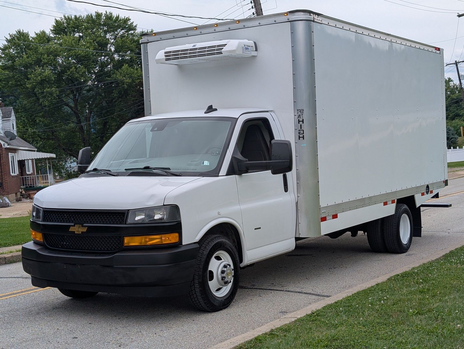 2024 Chevrolet Express Cutaway 50