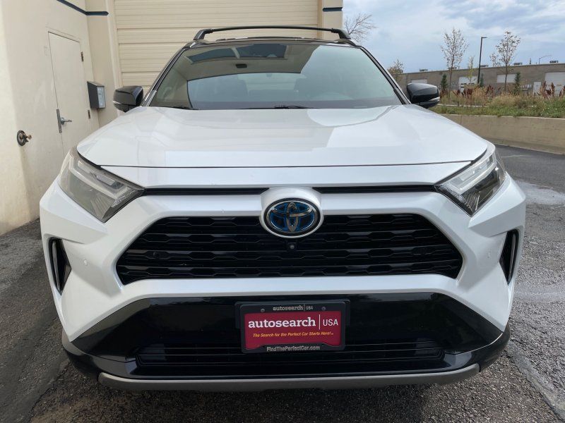 2023 Toyota RAV4 XSE - Photo 9