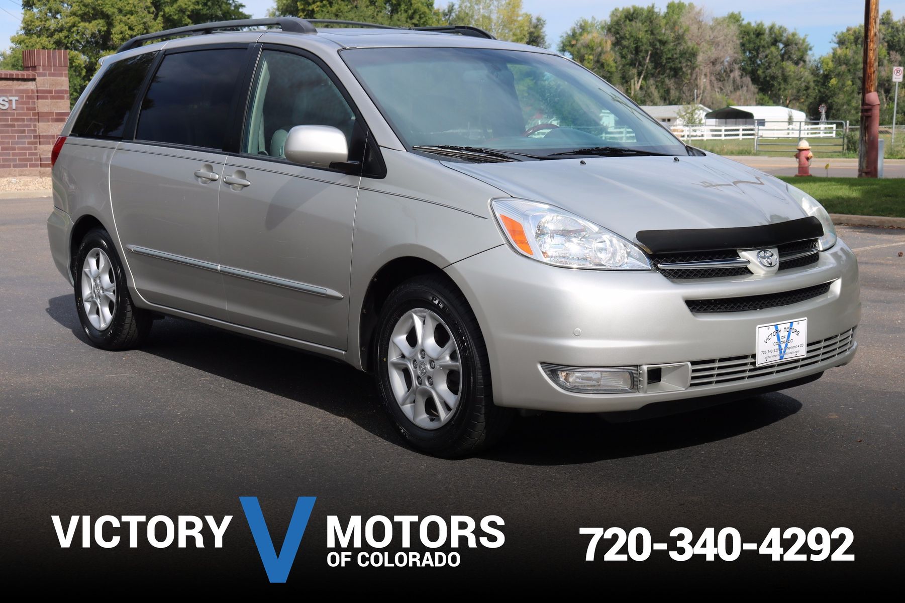 2005 Toyota Sienna XLE 7-Passenger | Victory Motors of Colorado