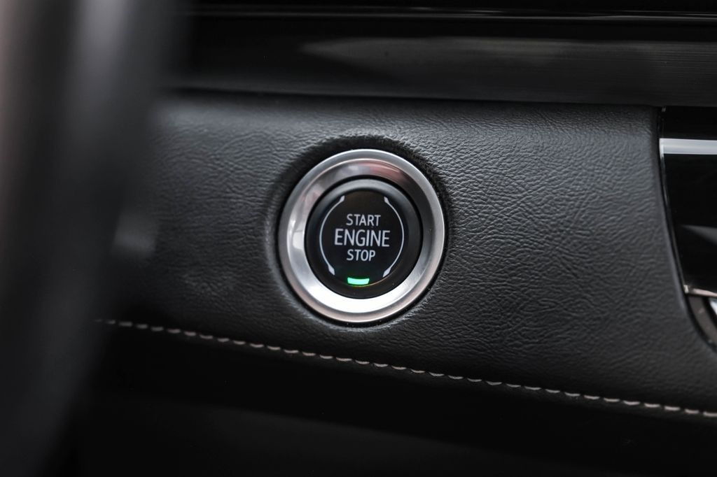 2021 Cadillac Escalade Sport photo 21