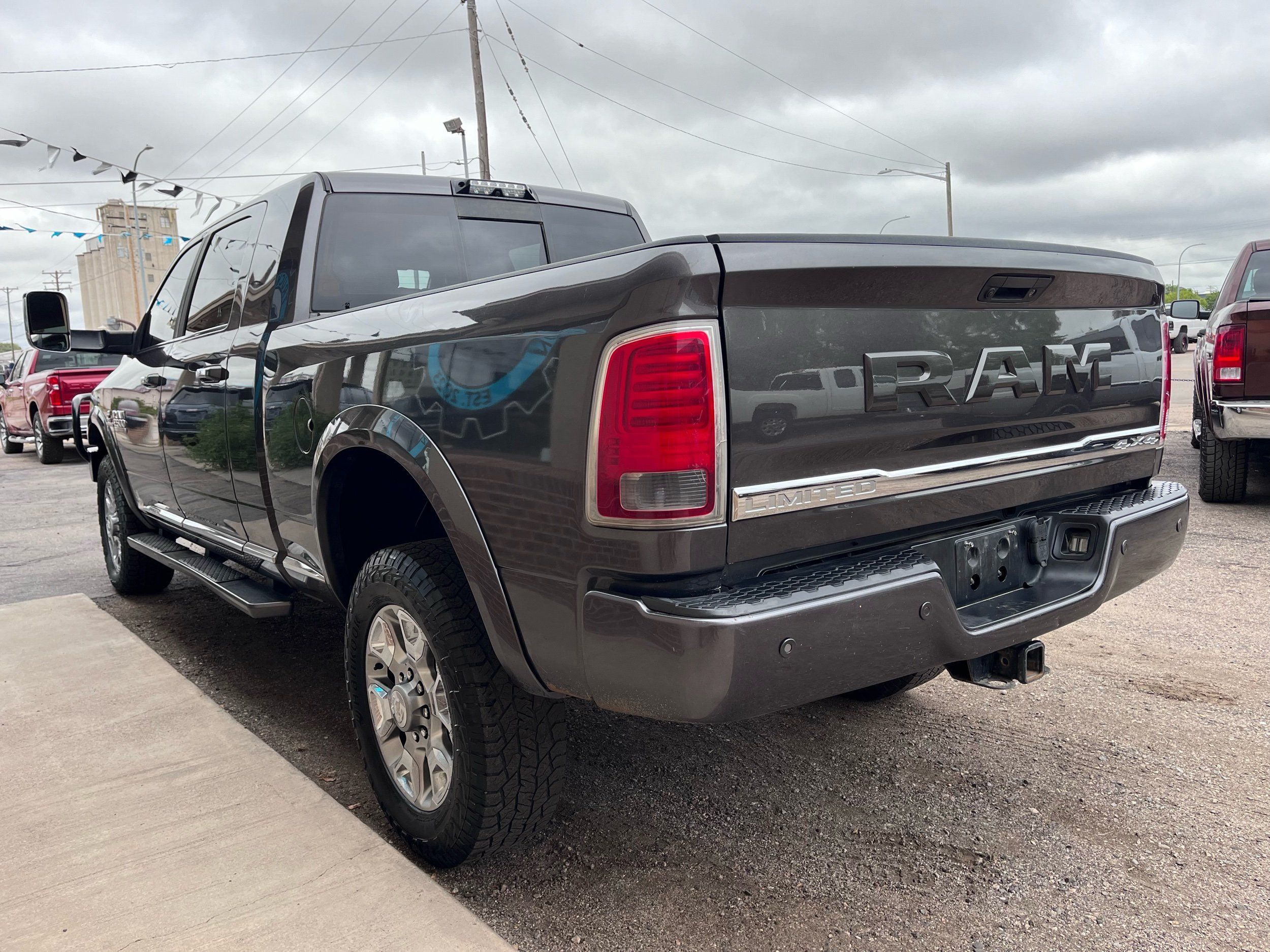 2018 Ram 2500 Laramie Limited photo 4