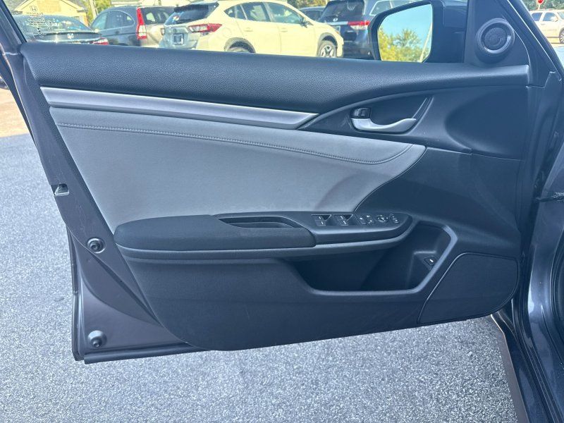 2019 Honda Civic EX photo 9