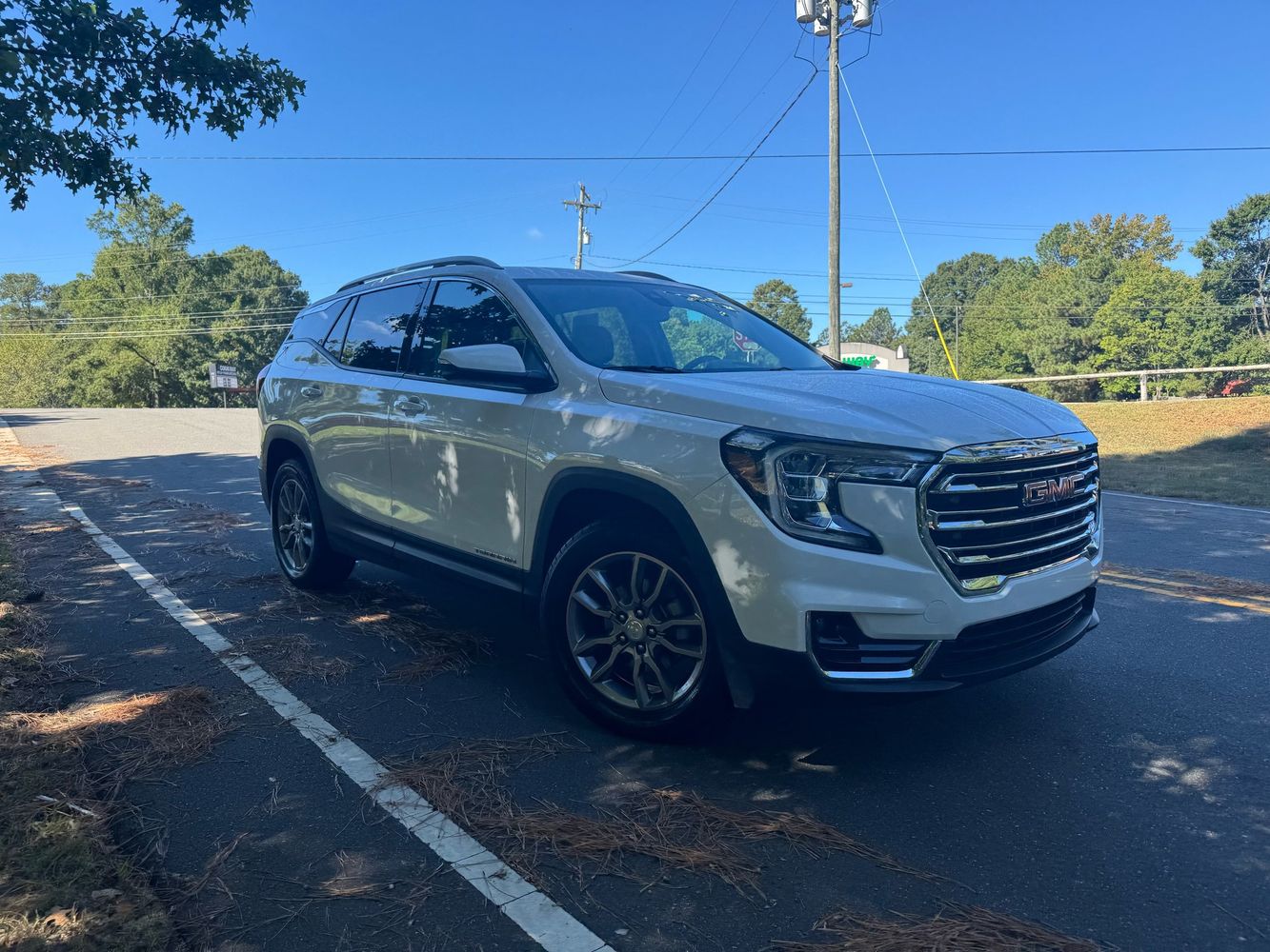 2023 Gmc Terrain SLT photo 2