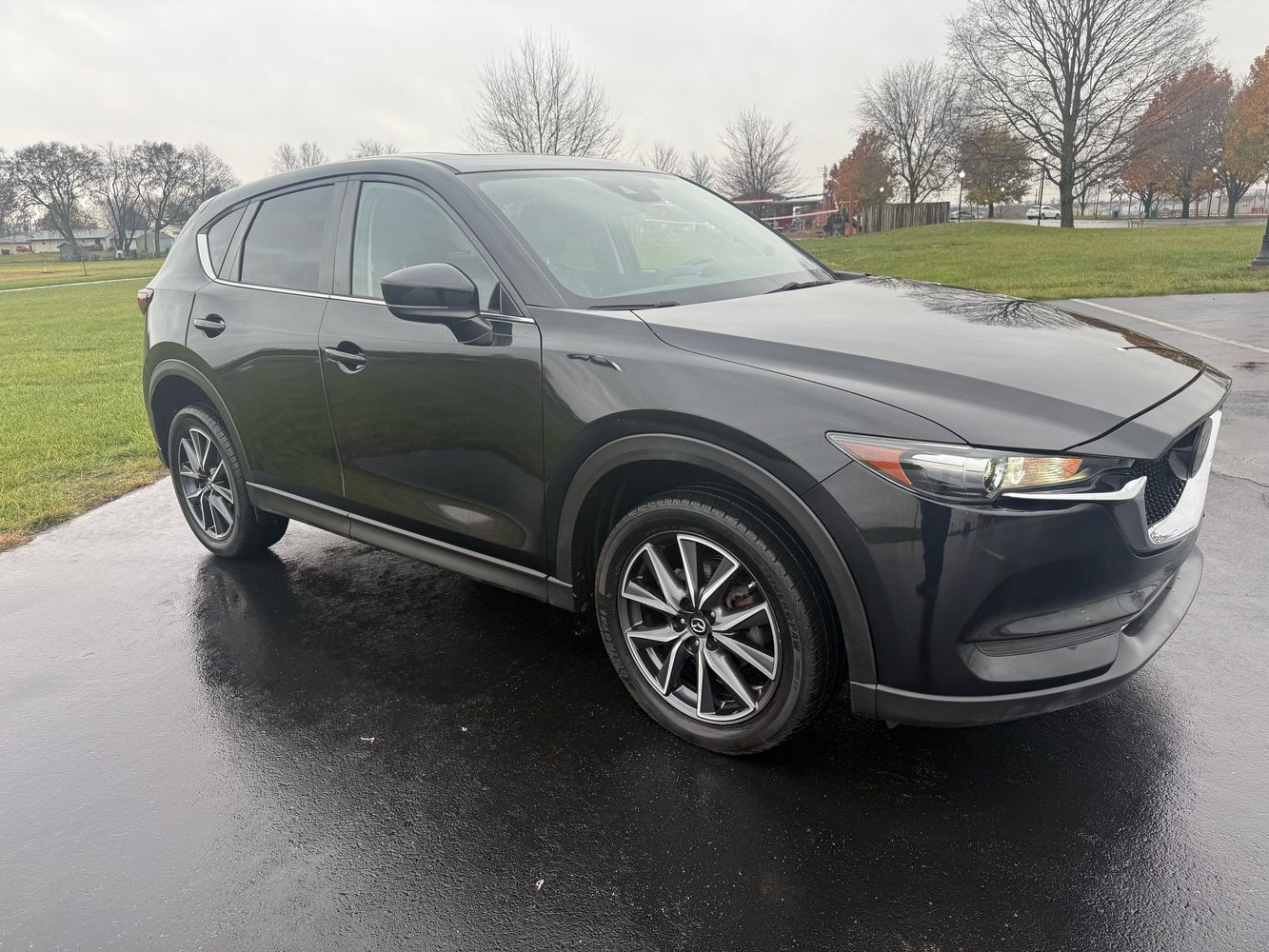 2018 Mazda CX-5 Touring photo 3