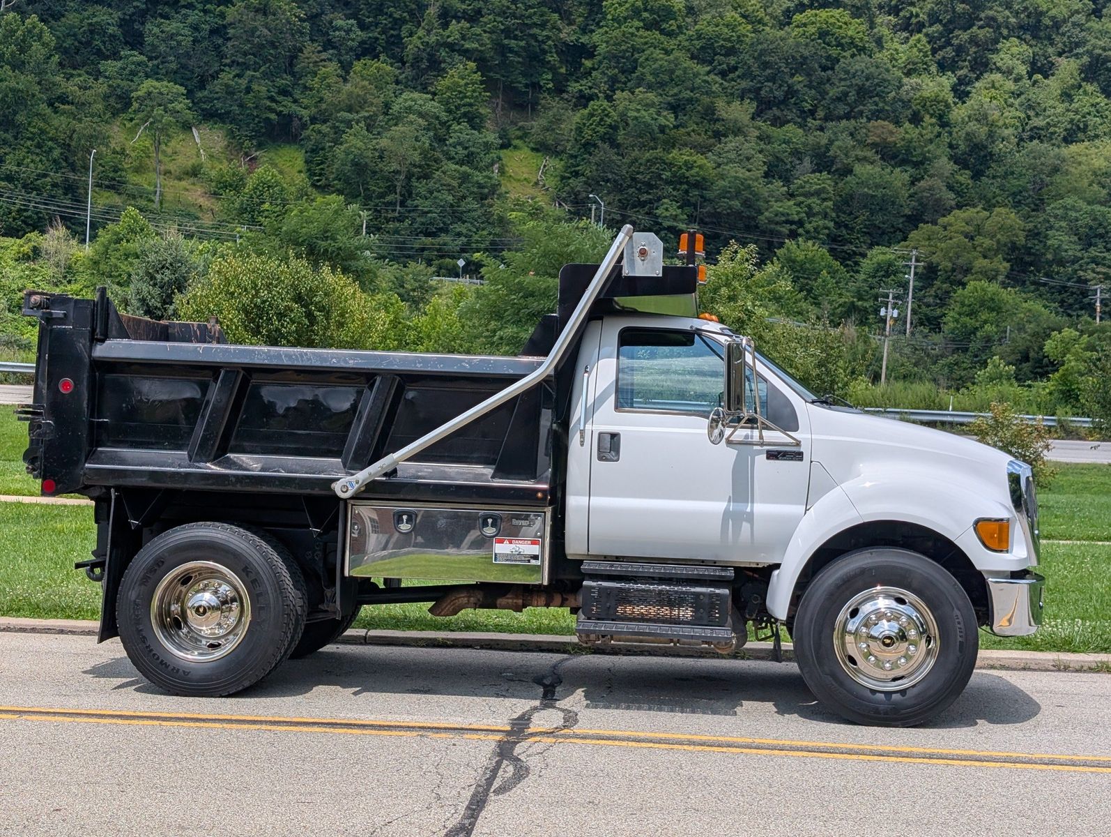 2015 Ford F-750 80